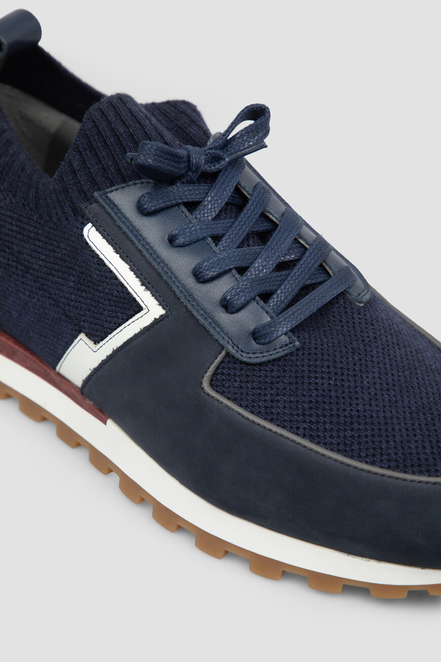 сникеры  26TM58-2620934-001 со скидкой