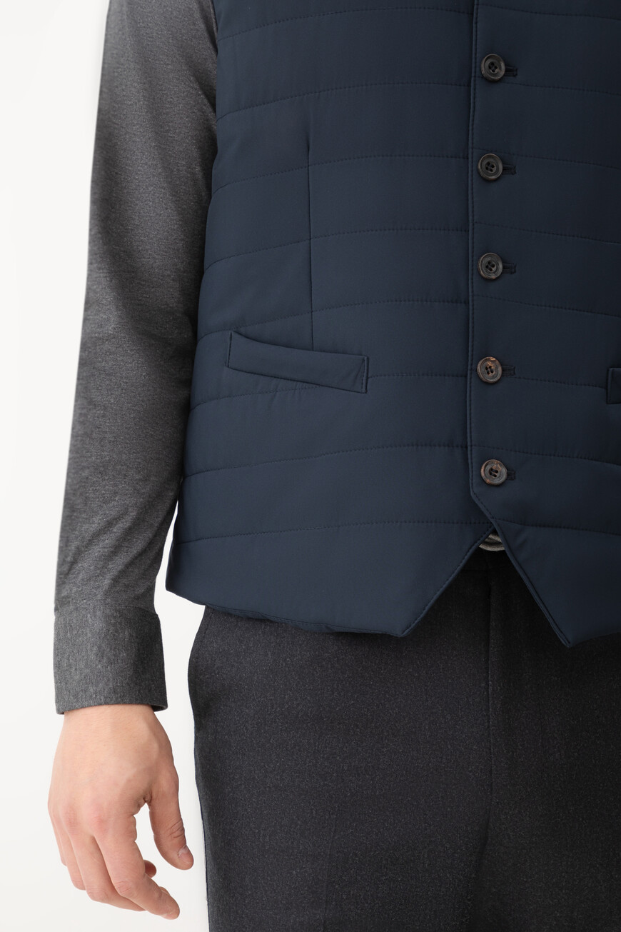 жилет  26C5G8-2620151-001 по низкой цене