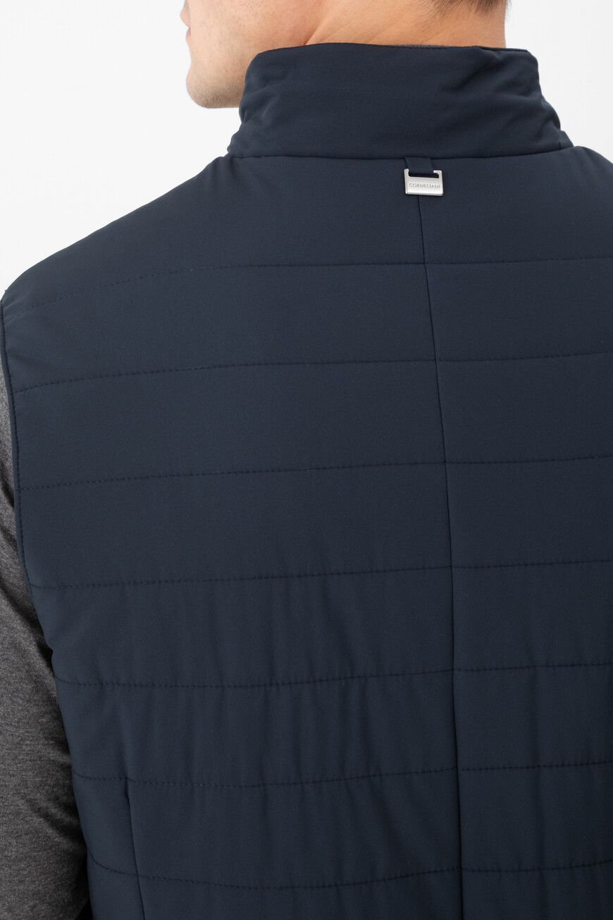 жилет  26C5G8-2620151-001 со скидкой