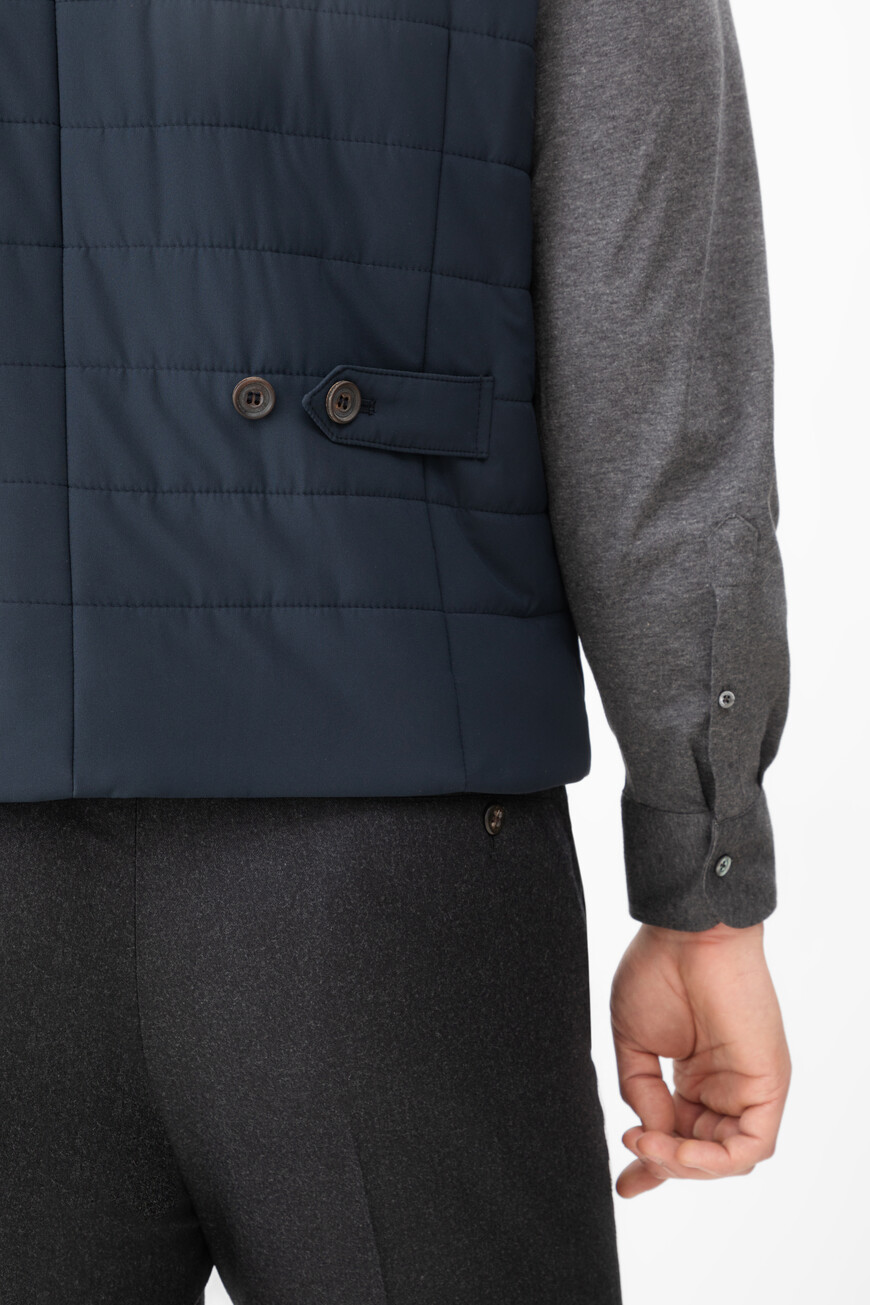 жилет  26C5G8-2620151-001 по распродаже