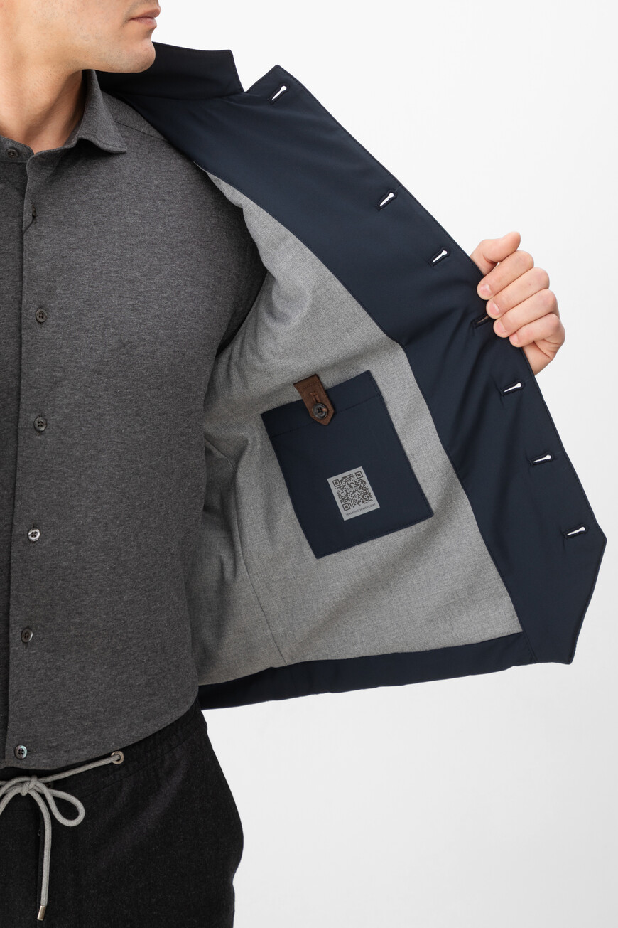 жилет  26C5G8-2620151-001 на официальном сайте