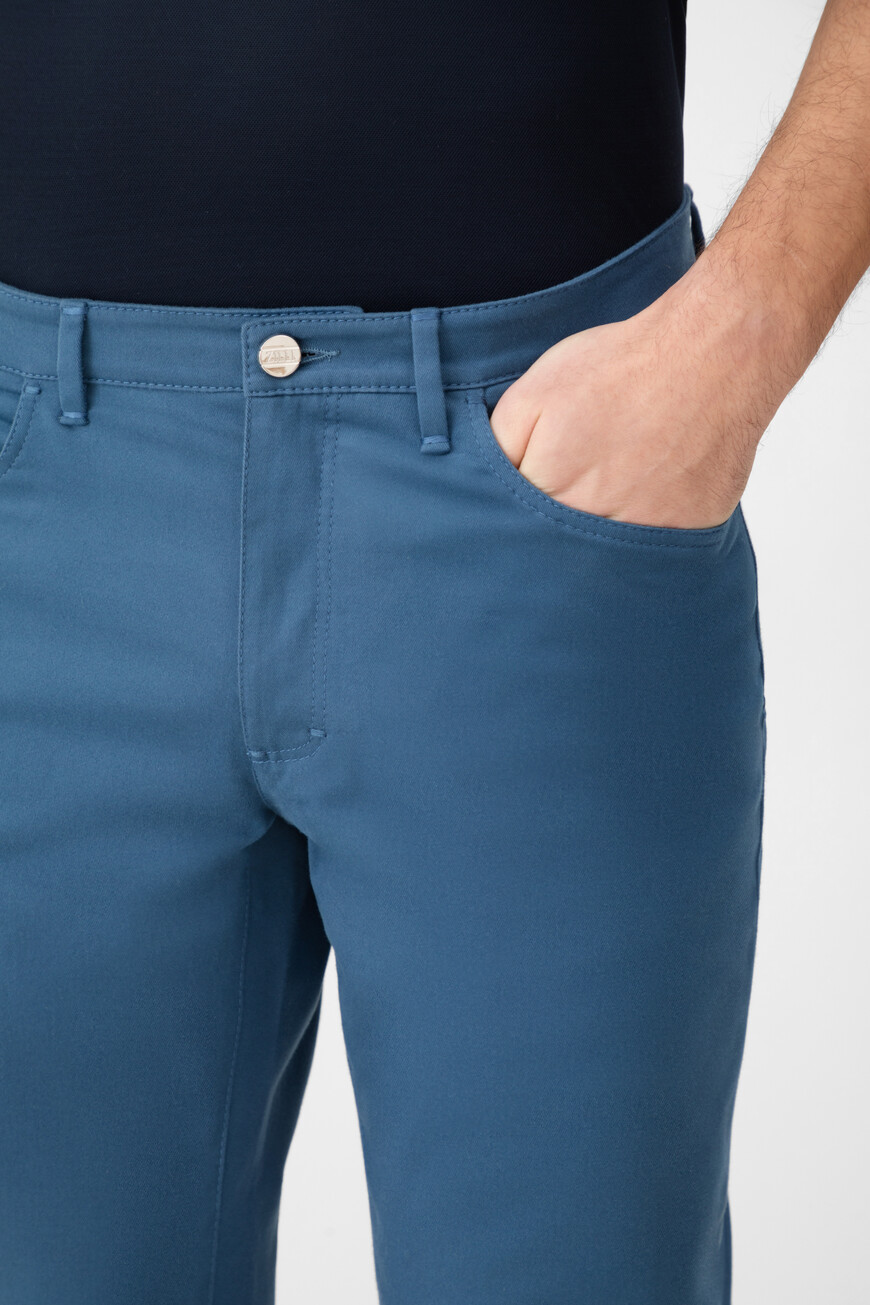 джинсы  J5T002M0170VZLVP0 N072 купить с доставкой