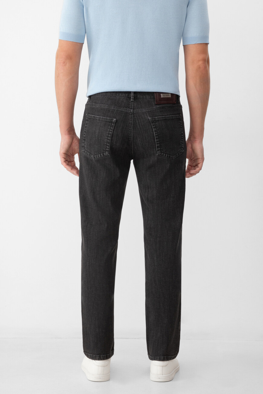 джинсы  J5T004M0441VNI000 N42R по акции