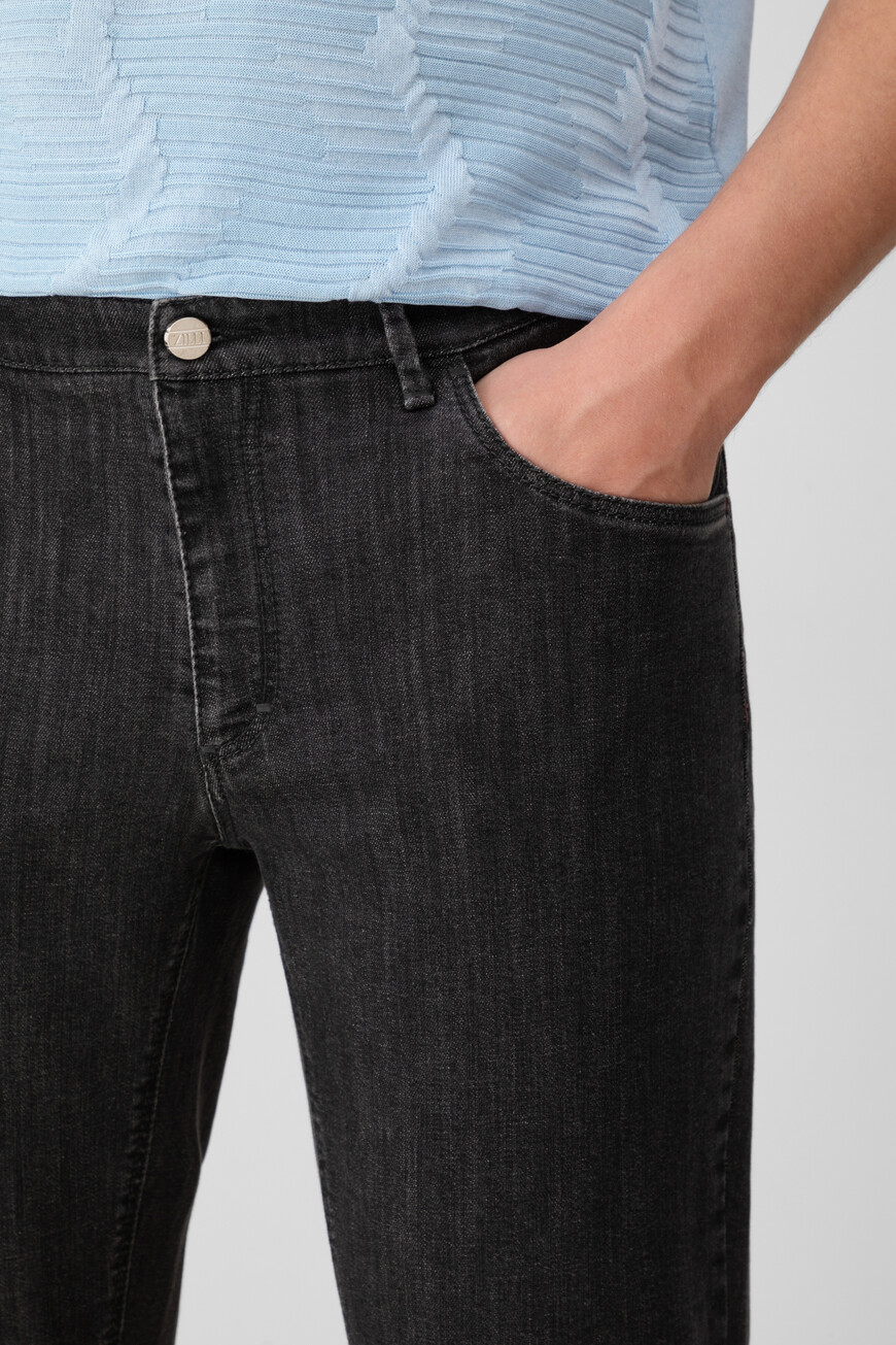 джинсы  J5T004M0441VNI000 N42R купить с доставкой