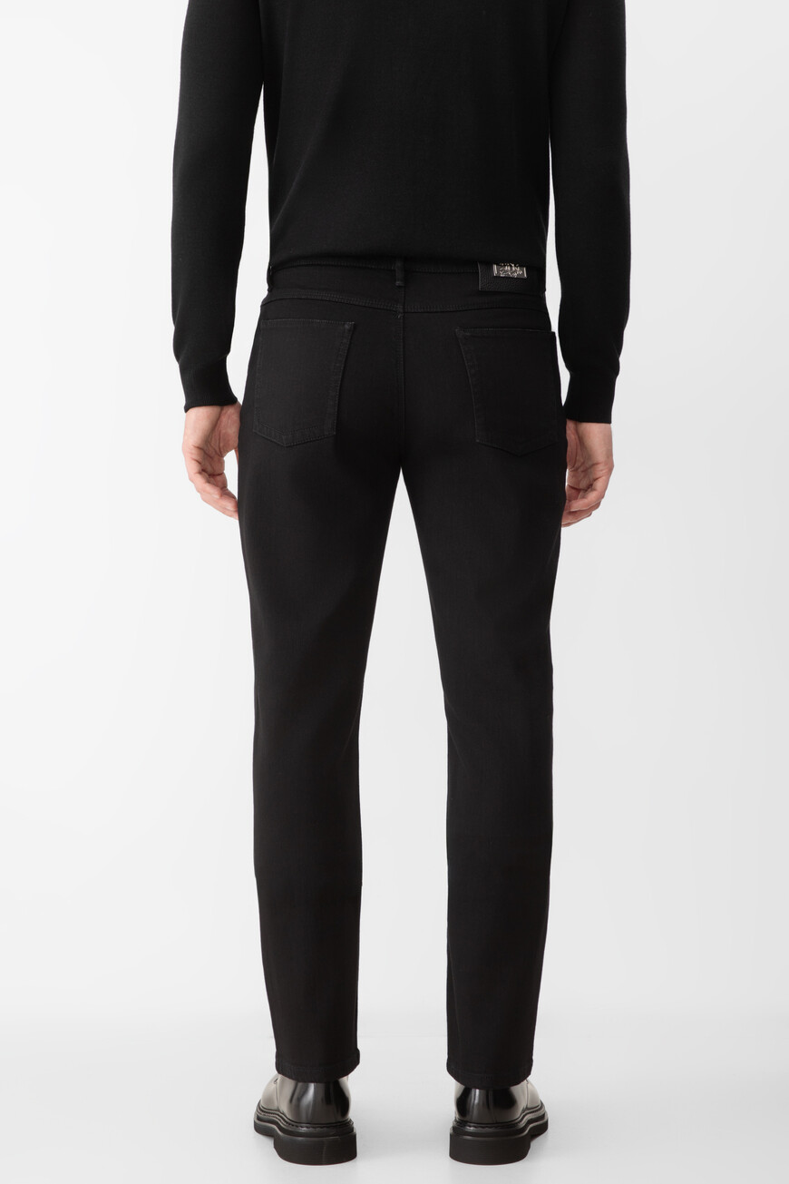 джинсы  J5T004M0460VZL000 N001 по акции