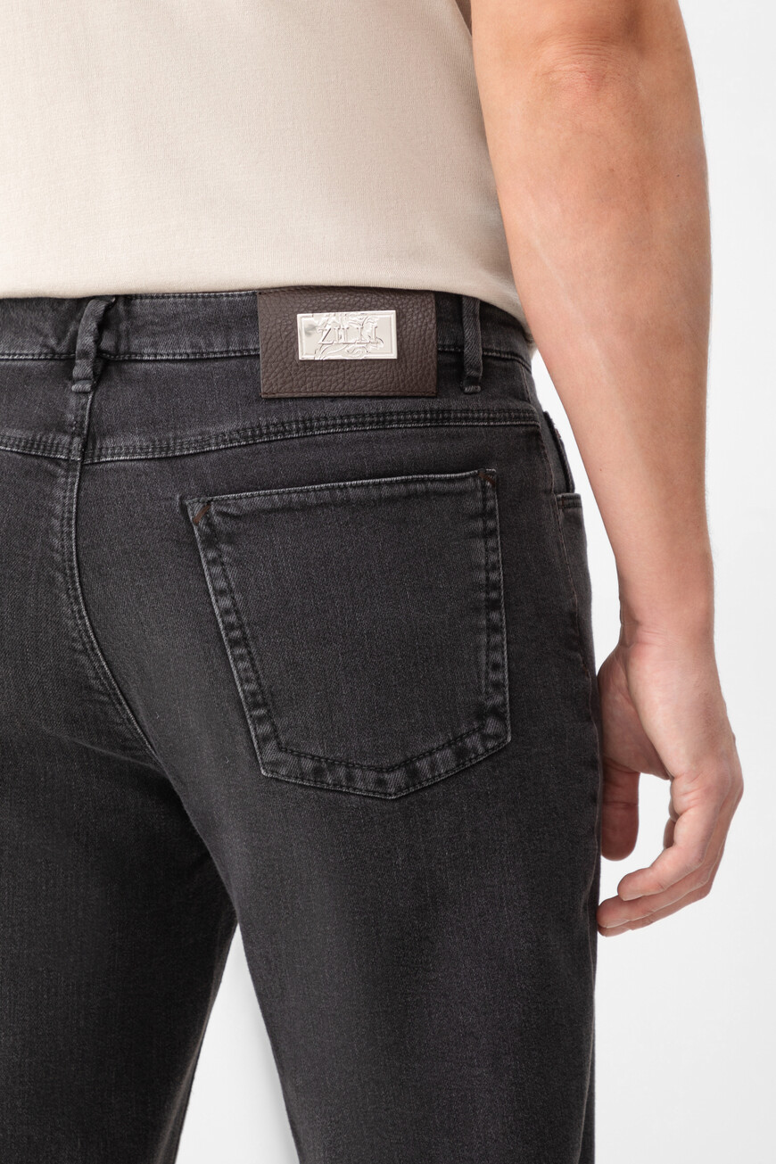 джинсы  J5T004M0460VZL000 N042 по низкой цене