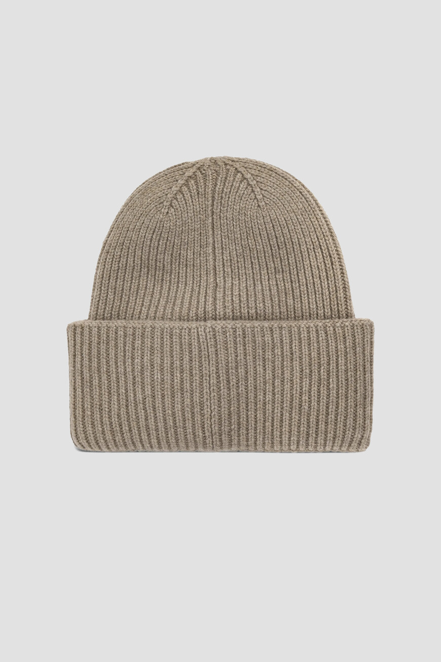 шапка  MMRETINA 2524576022 010 по акции