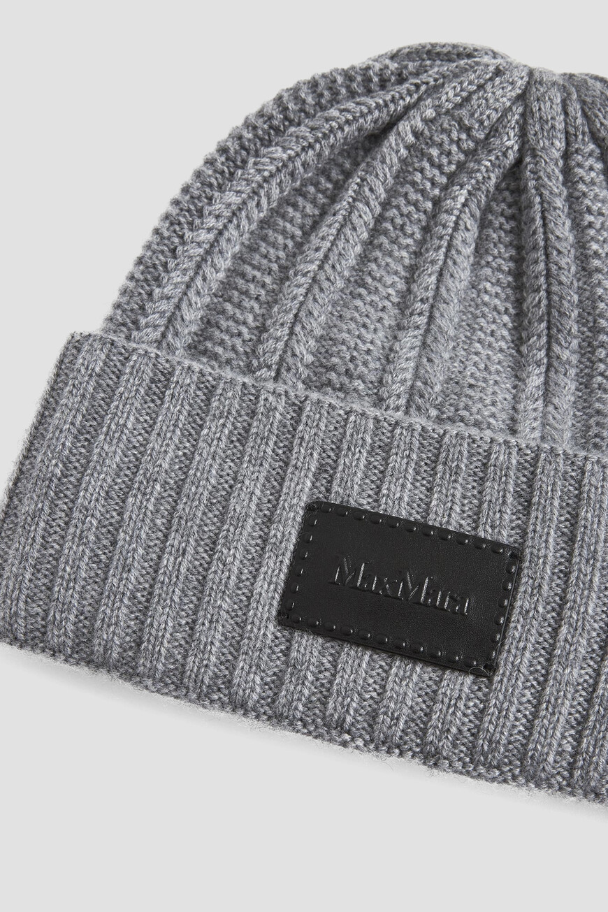 шапка  MACBETH 2524576072 034 купить с доставкой