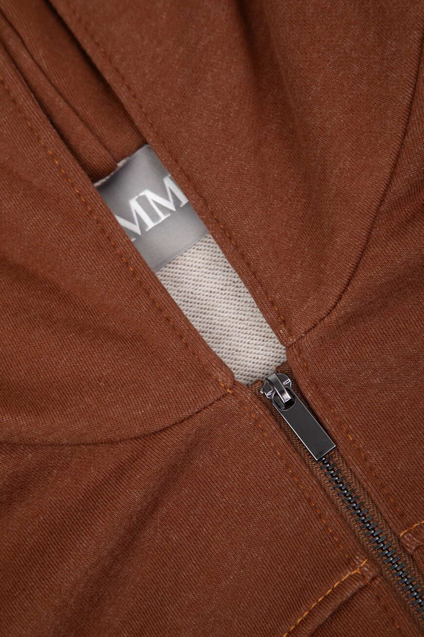 Продукция для женщин по распродаже