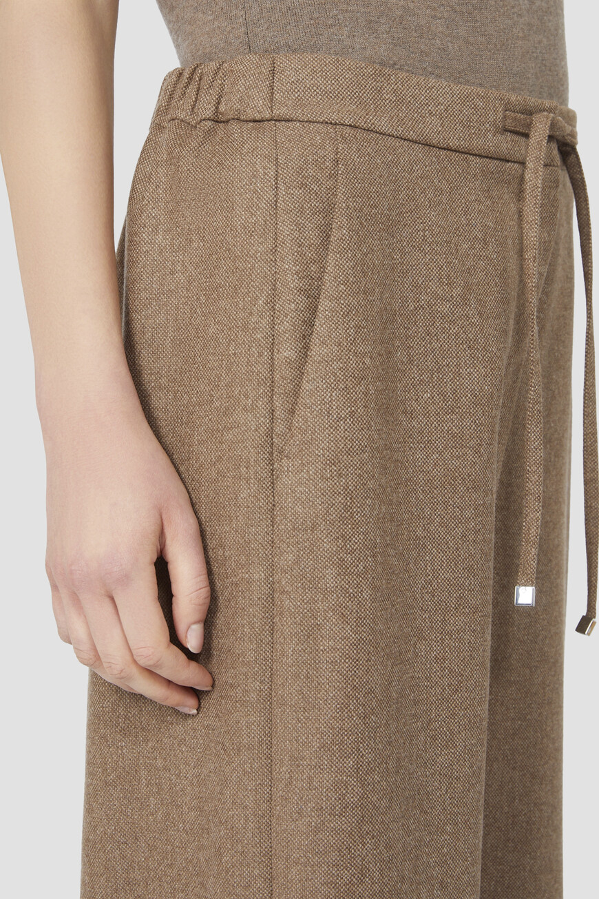 брюки  из италии вид сбоку