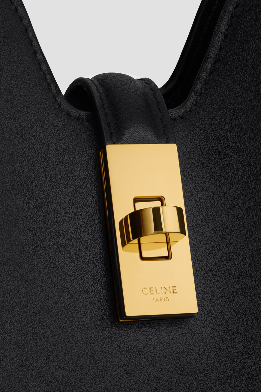 сумка  модель camille из линейки 16 soft 120693FX9.38NO на официальном сайте