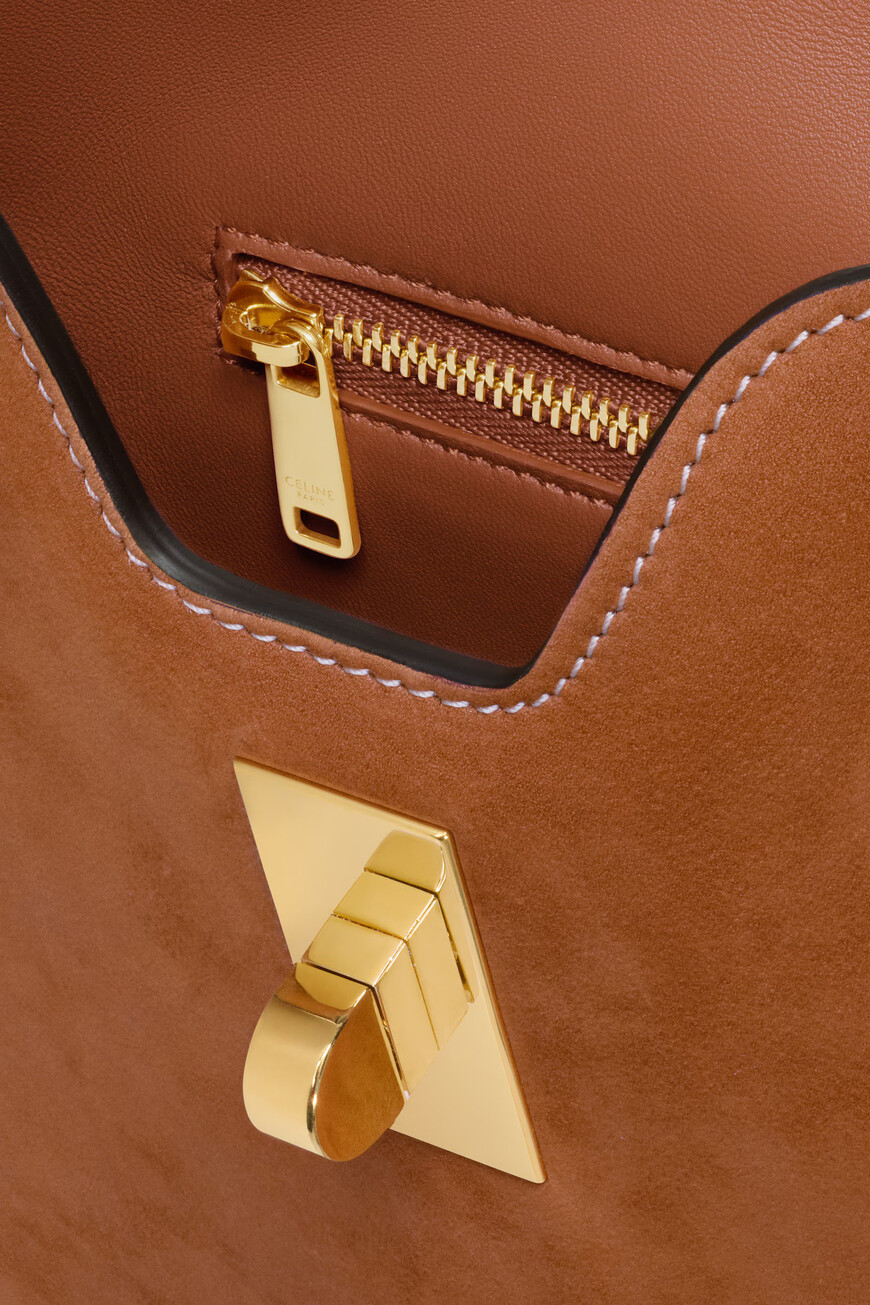 сумка  модель camille из линейки 16 soft 120693GR5.02CM со скидкой