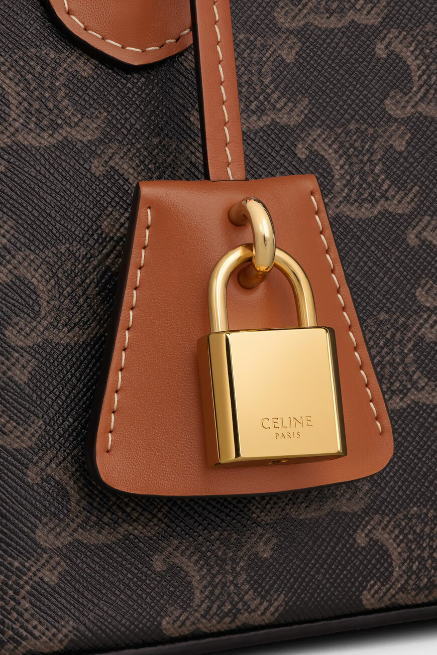 сумка  модель honorine из коллекции essentials 120682DNK.04LU по низкой цене