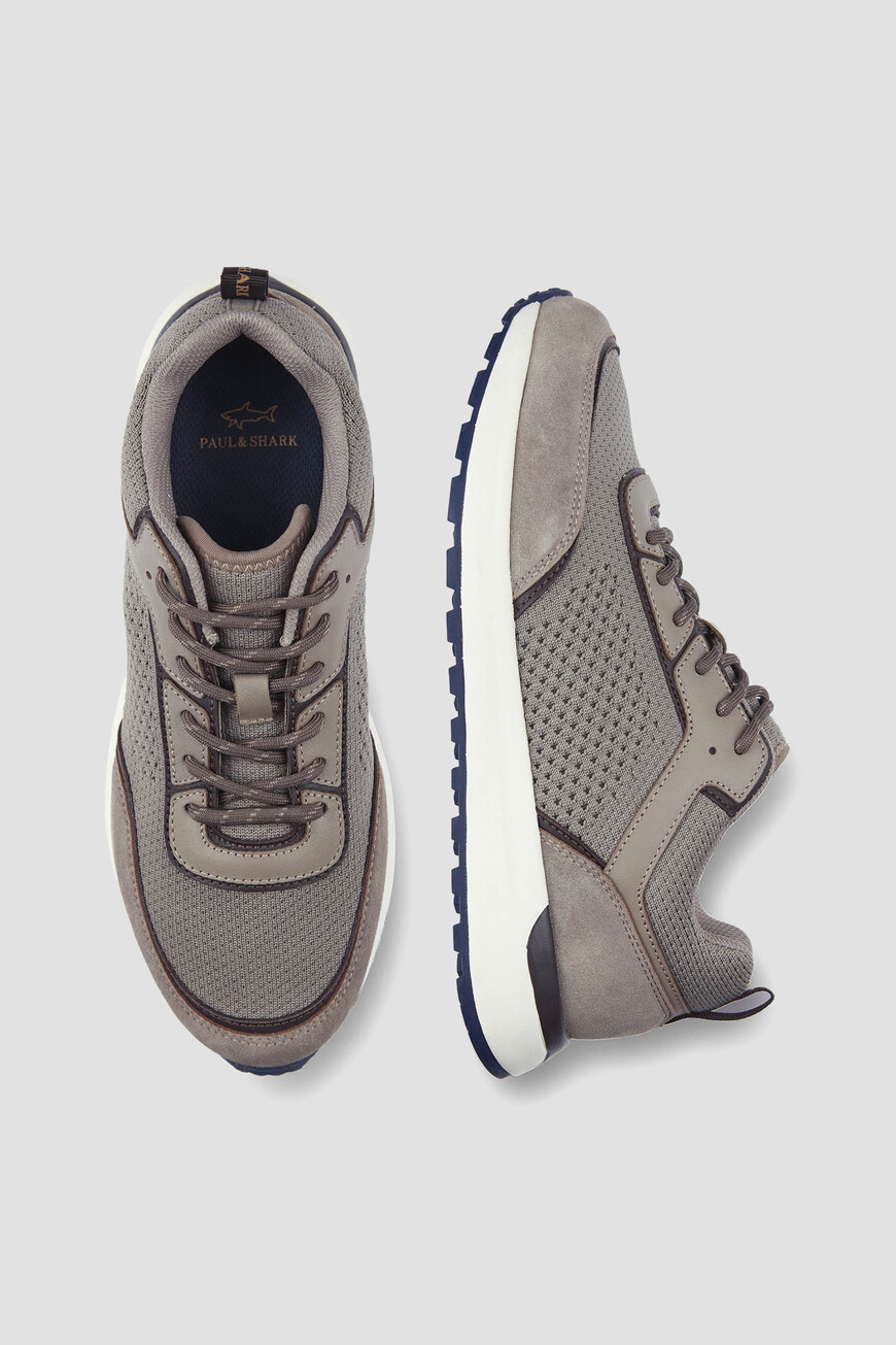 кроссовки  15318001 28F по низкой цене