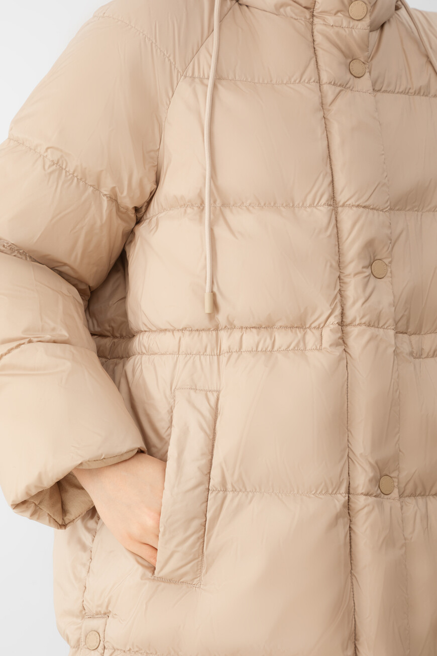 

Пуховик Max Mara, Бежевый