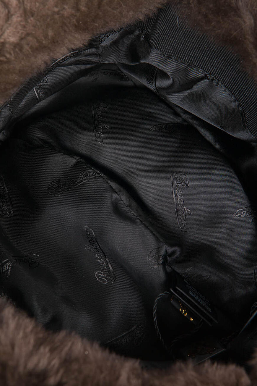 шапка  по цене 29700 руб с промокодом