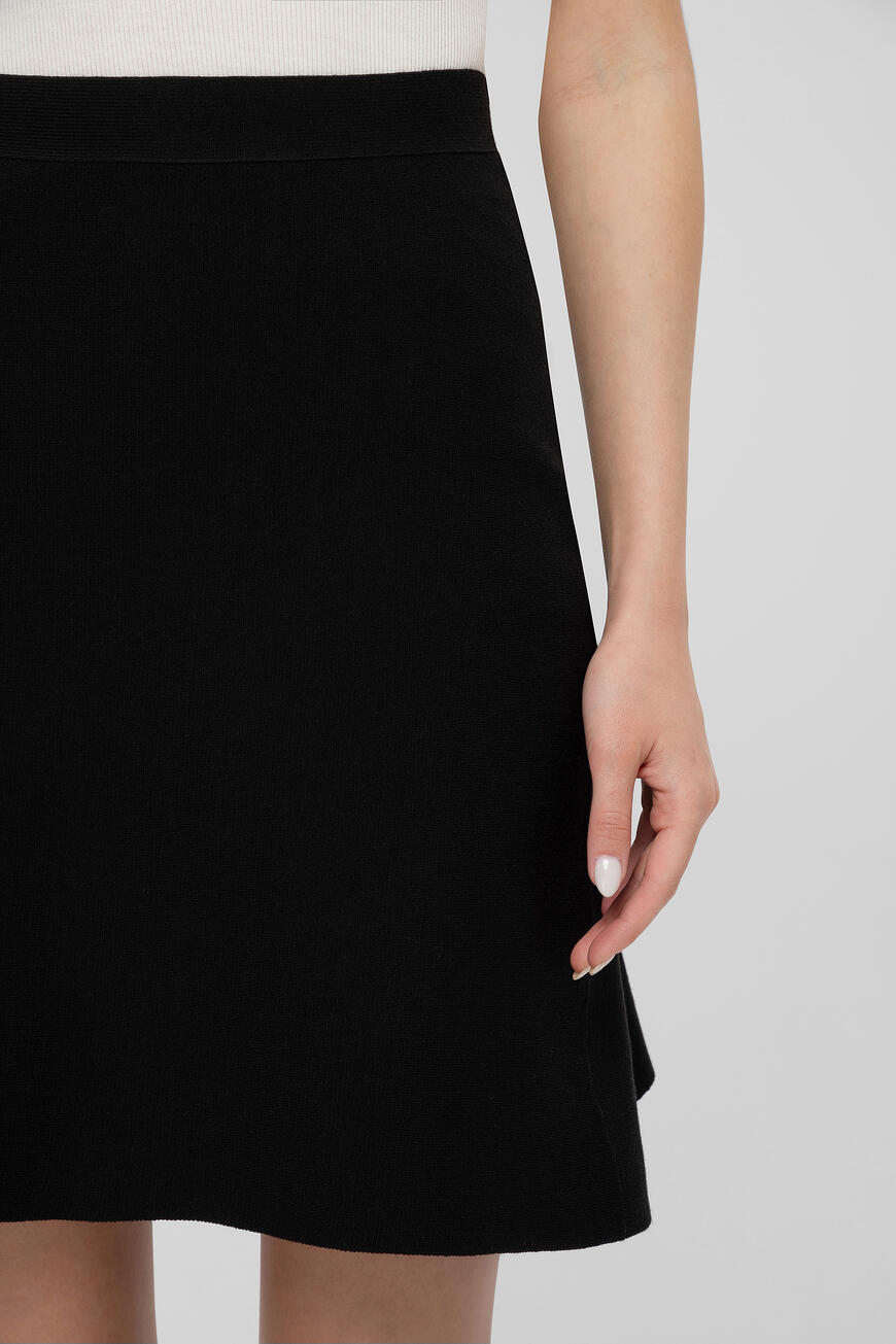 юбка  666516 V12V0 1000 по низкой цене