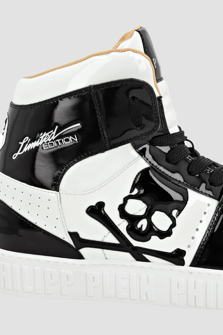 сникеры  модель hi-top FABS USC0293 PLE010N 0102 со скидкой