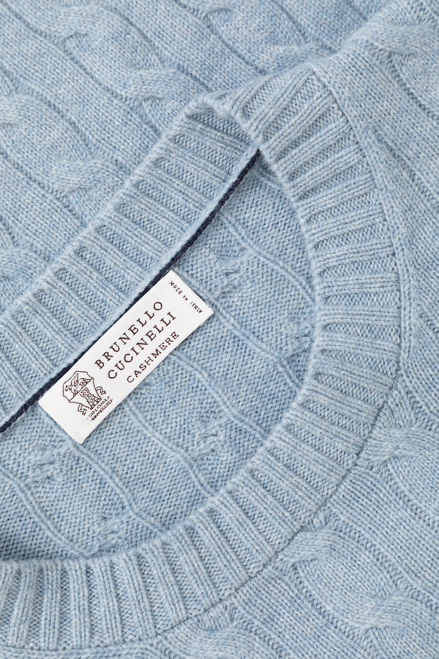 свитер  M22700610 CUC34 со скидкой