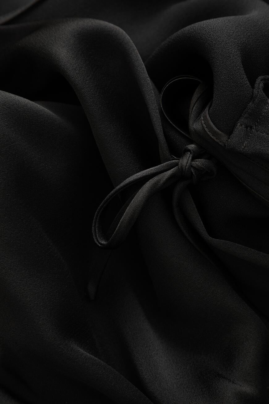 жакет  741276 Y3G36 1000 по низкой цене