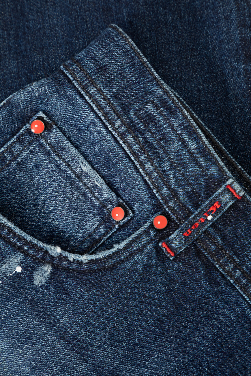 джинсы  UPNJSJ0260C02000 на официальном сайте