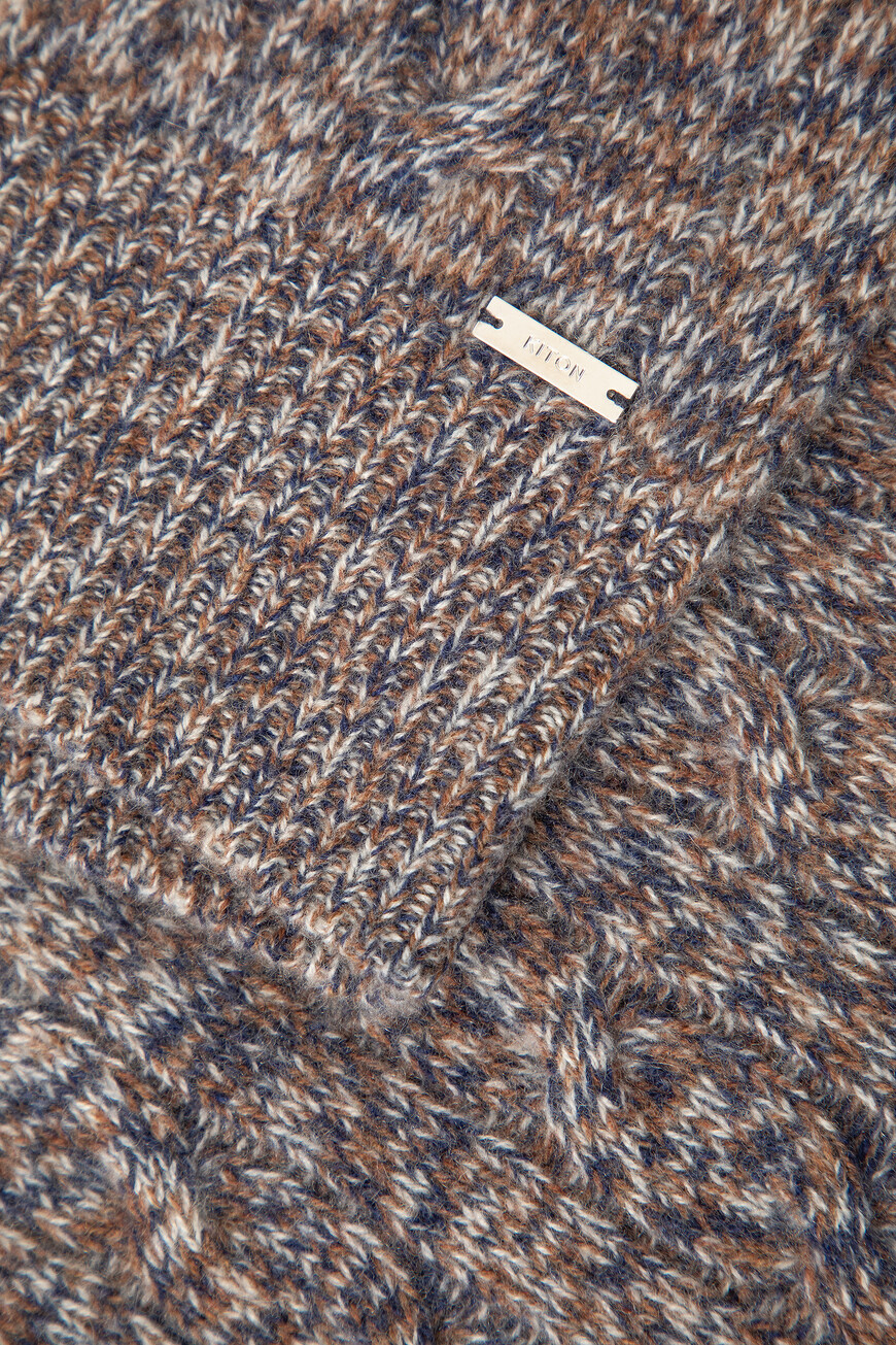 свитер  D56738XC500801003 на официальном сайте