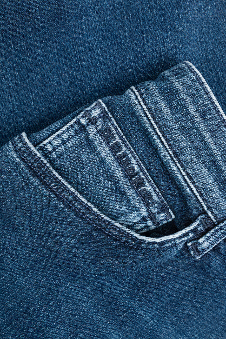 джинсы  MST33B2110 T0114 BRP0 на официальном сайте