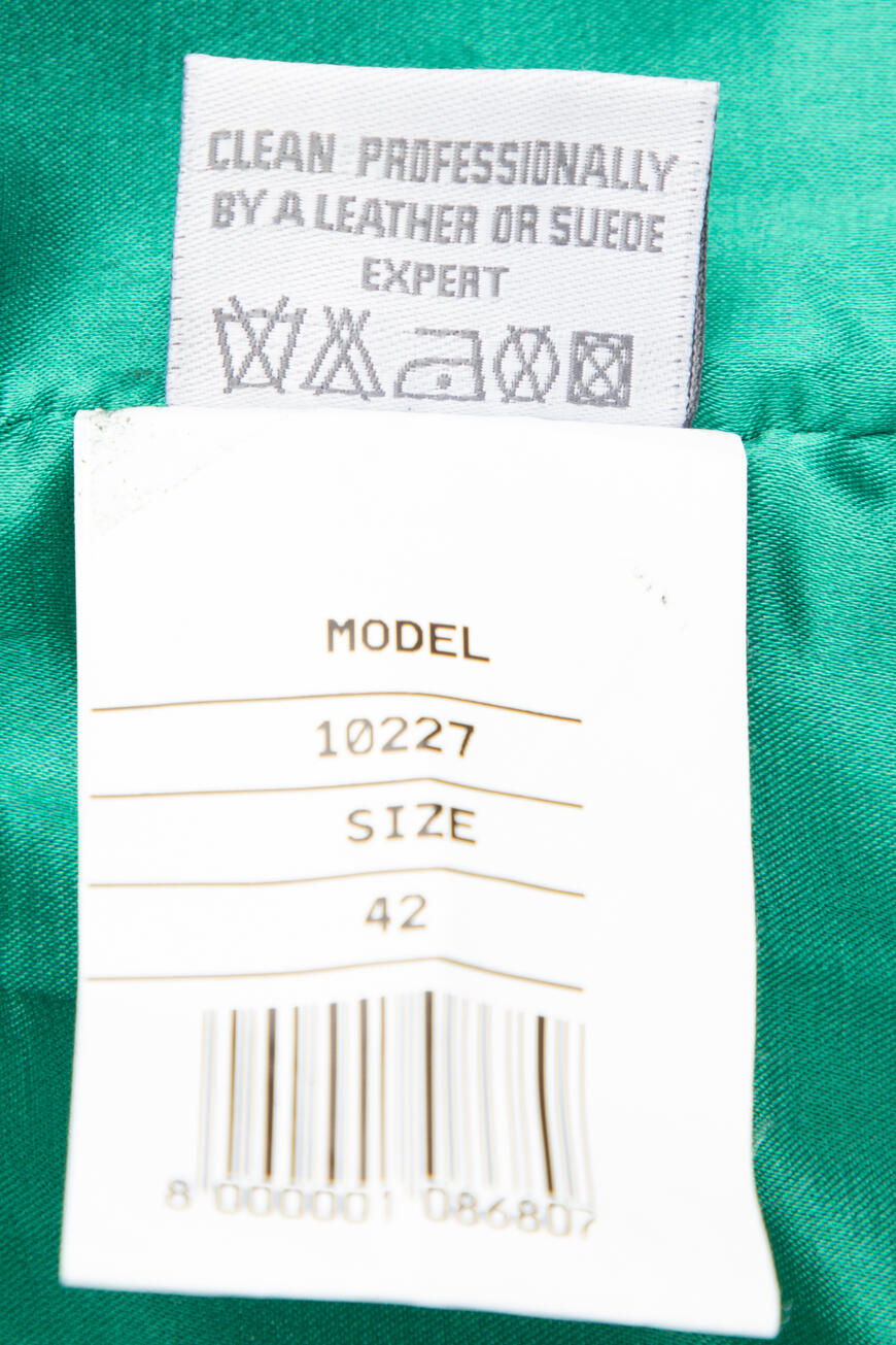 плащ  10227 ITALY-20 749 по распродаже