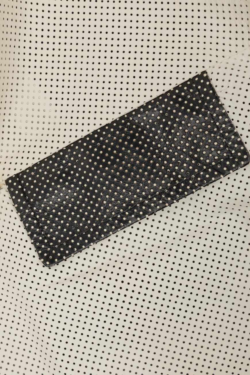 жилет  DAVE9 PLTNBg купить с доставкой