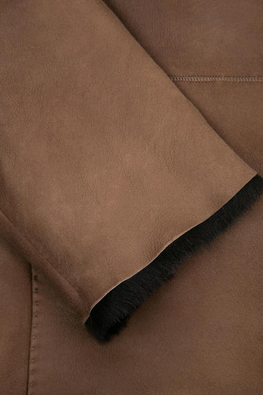 дубленка  1KK51479 CB купить с доставкой