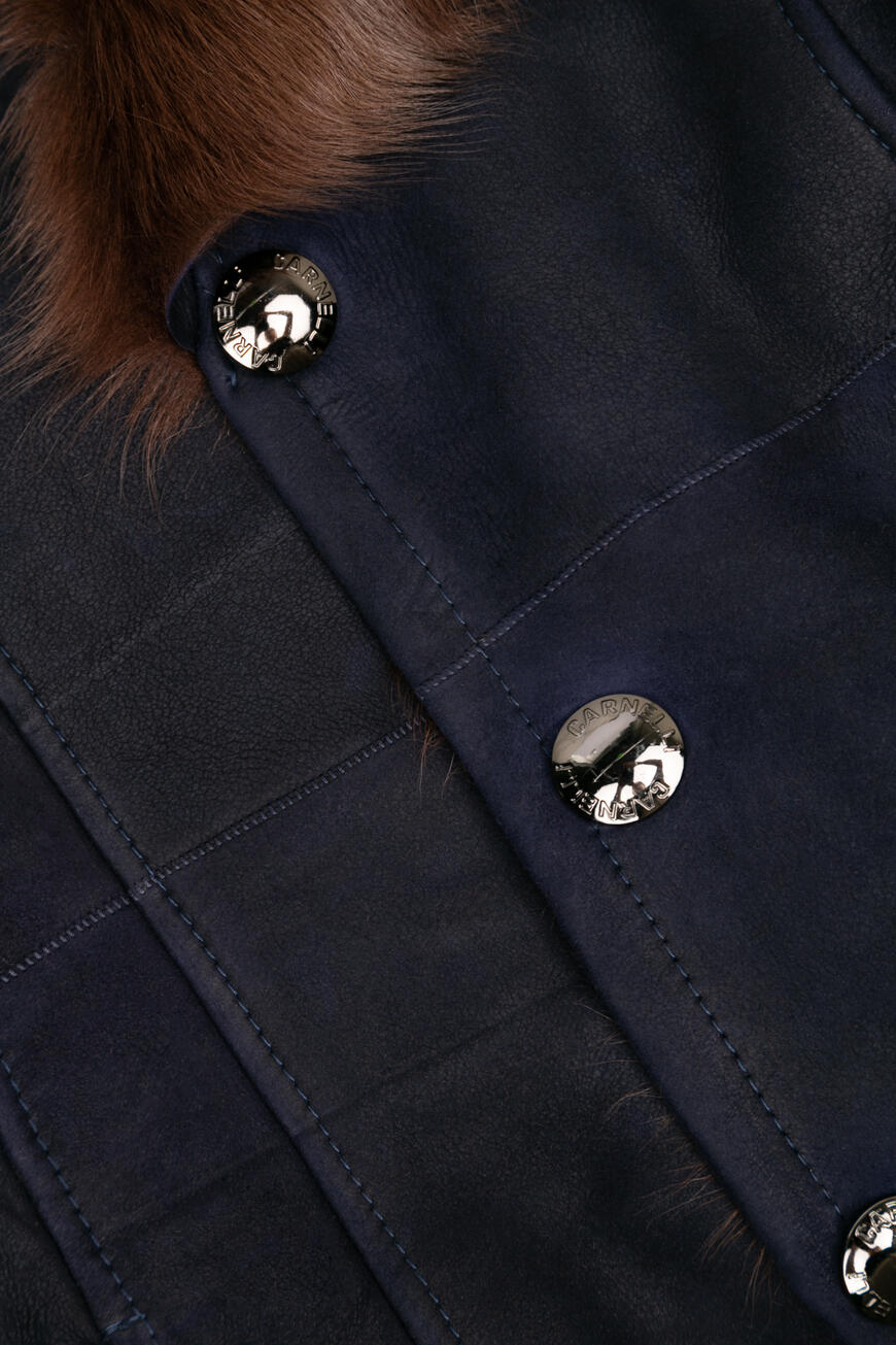 дубленка  08812 52570 JAKABO купить с доставкой