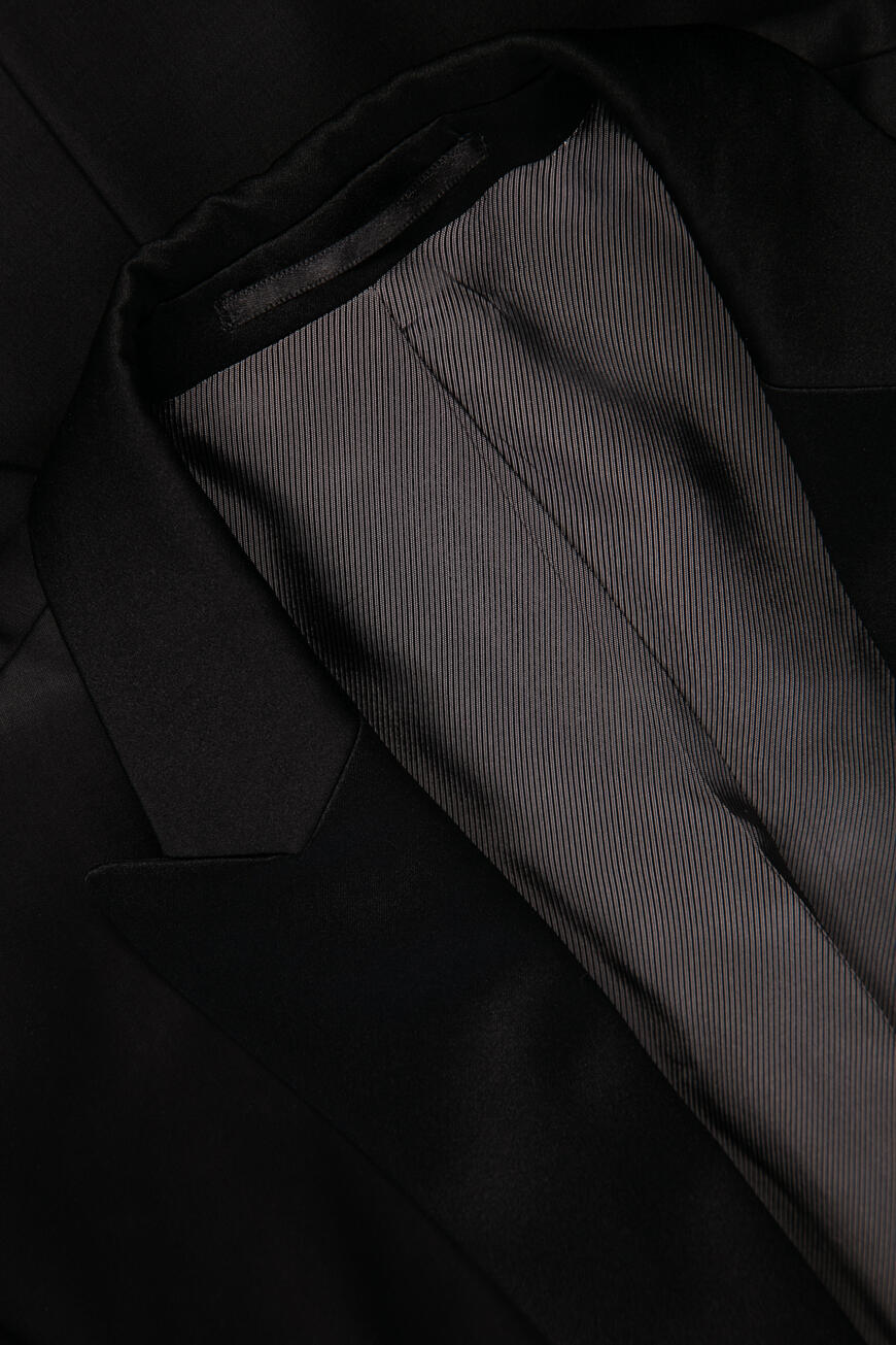 смокинг  150600 GRZ90801-S4-GD1580 по низкой цене