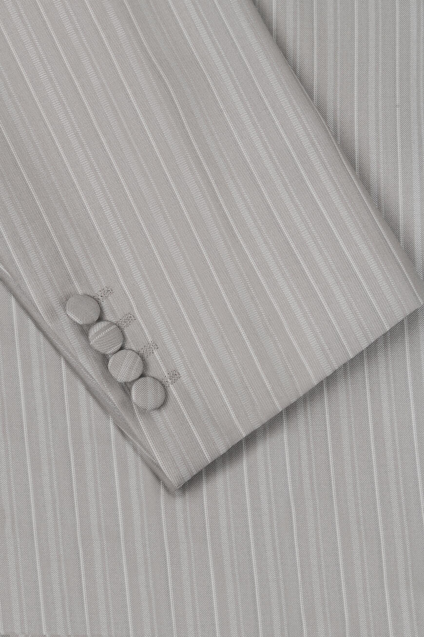 костюм  R6662-61549 GL26002/4-18 84 купить с доставкой