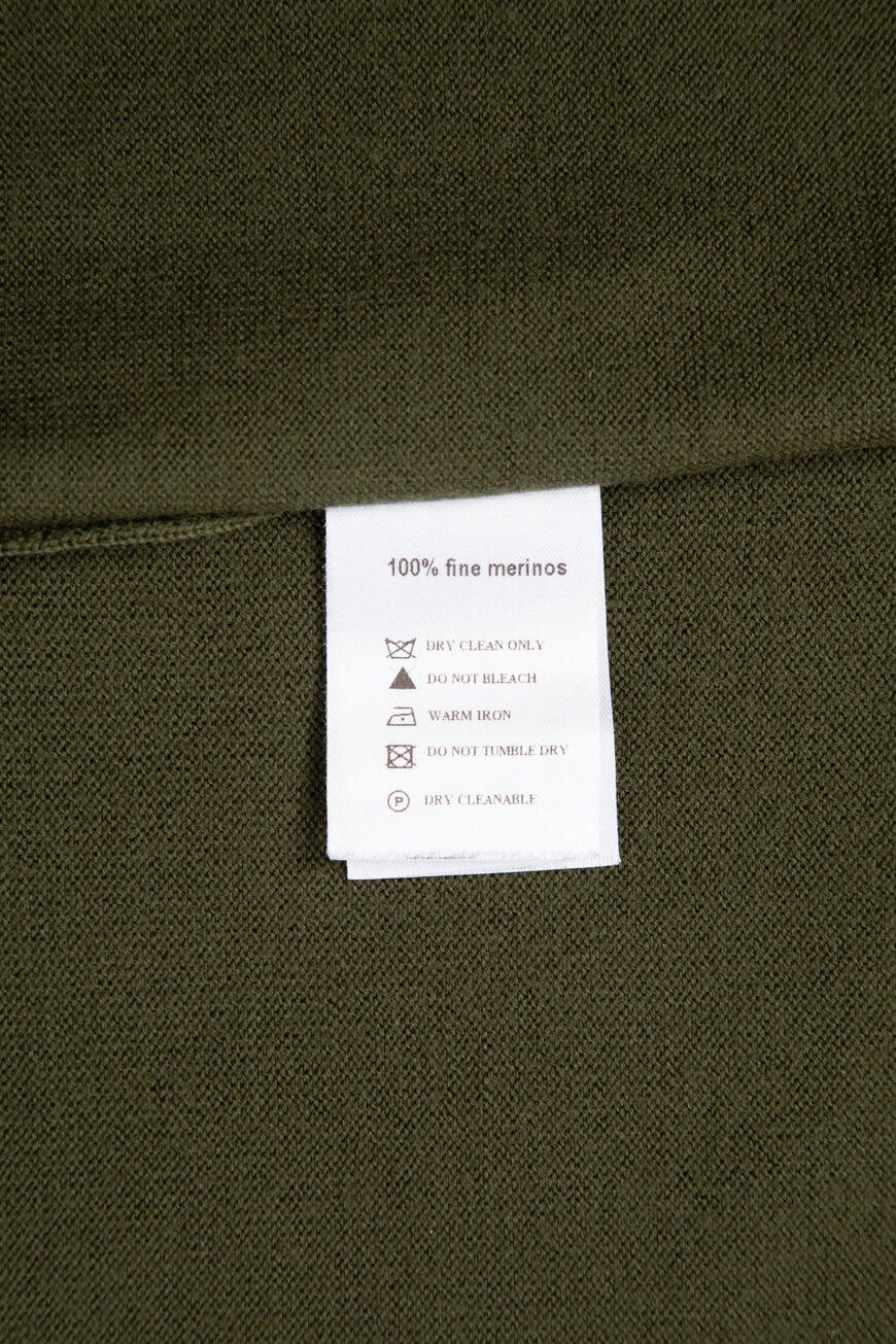 водолазка  R50220068206 по распродаже