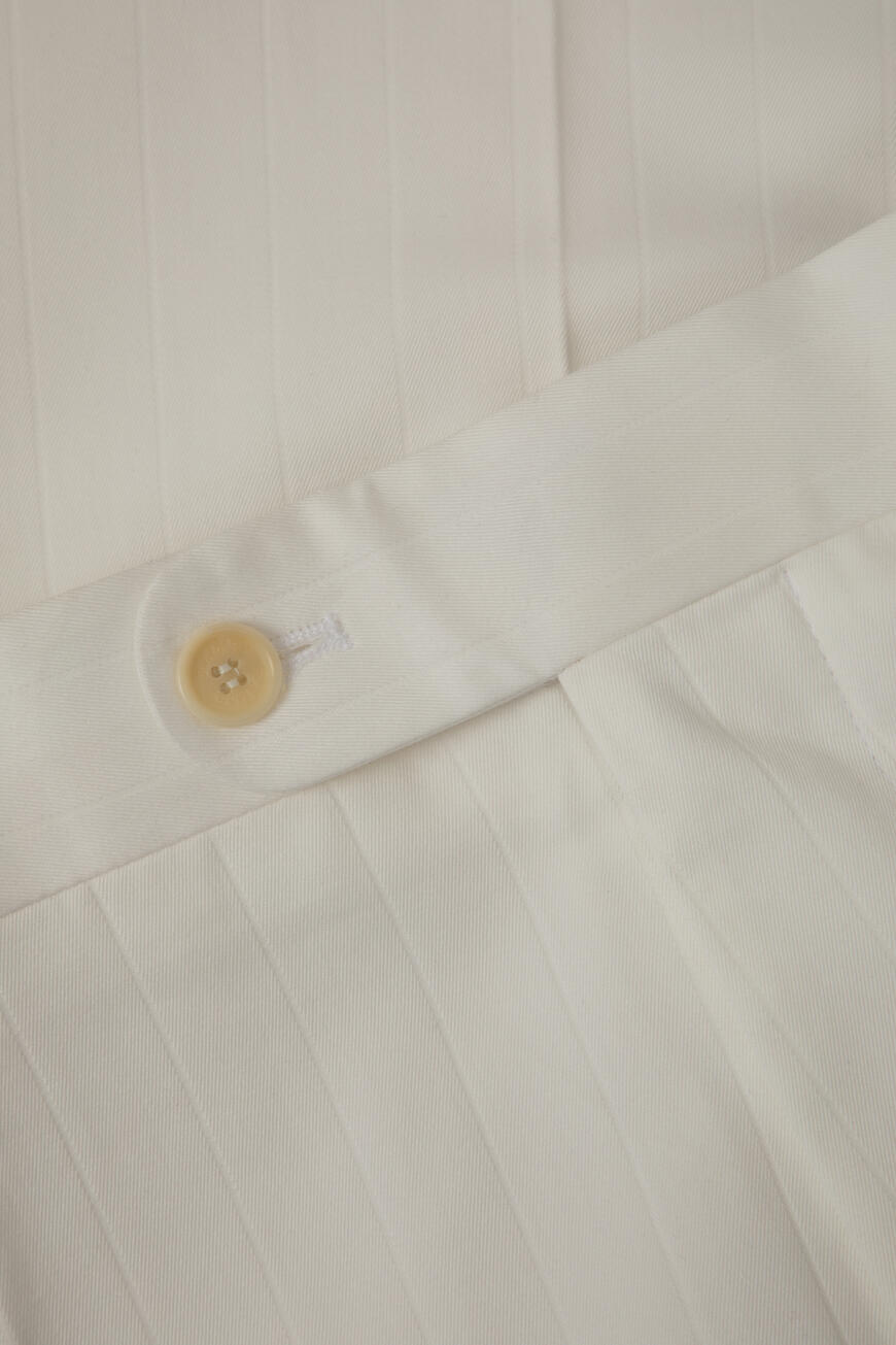 костюм  R667635 GA56002/00 на официальном сайте