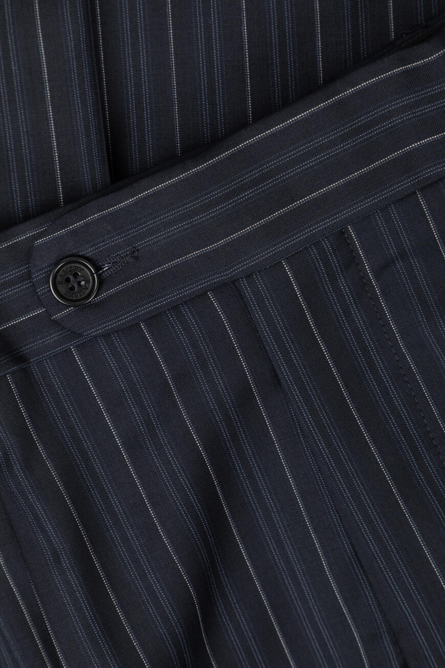 костюм  100 GX36001/6-20 880 на официальном сайте