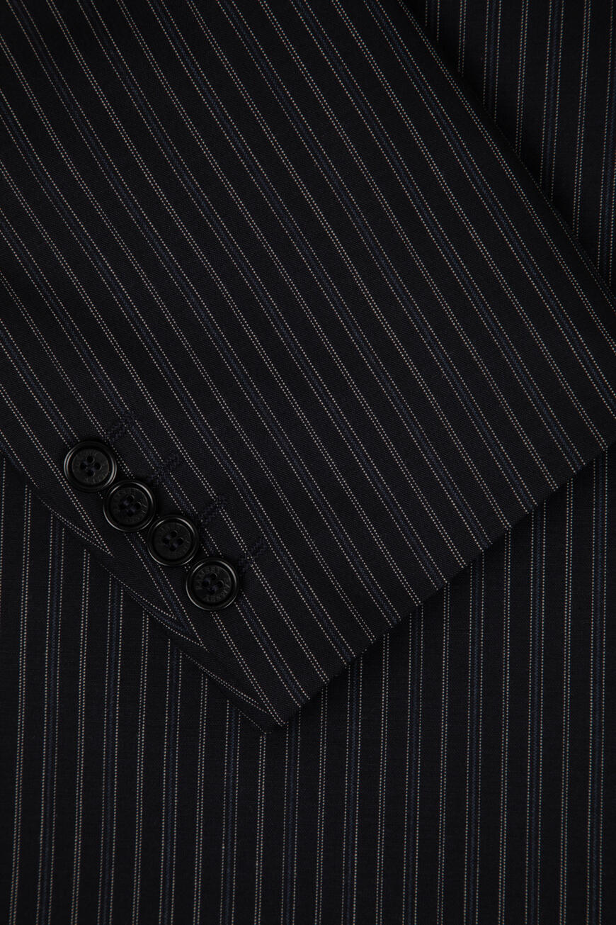 костюм  R54329005 GX по низкой цене