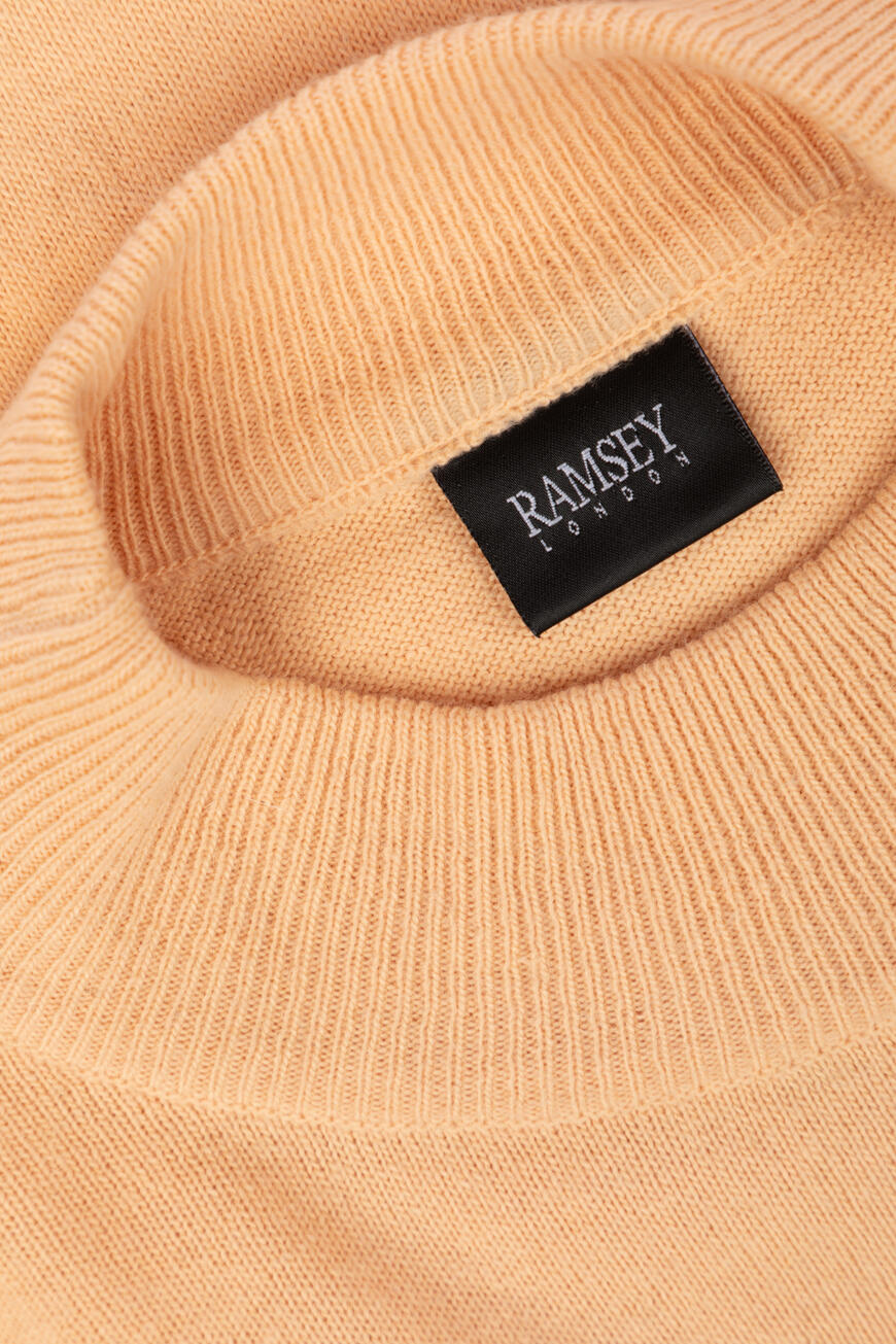 джемпер  B619 по низкой цене