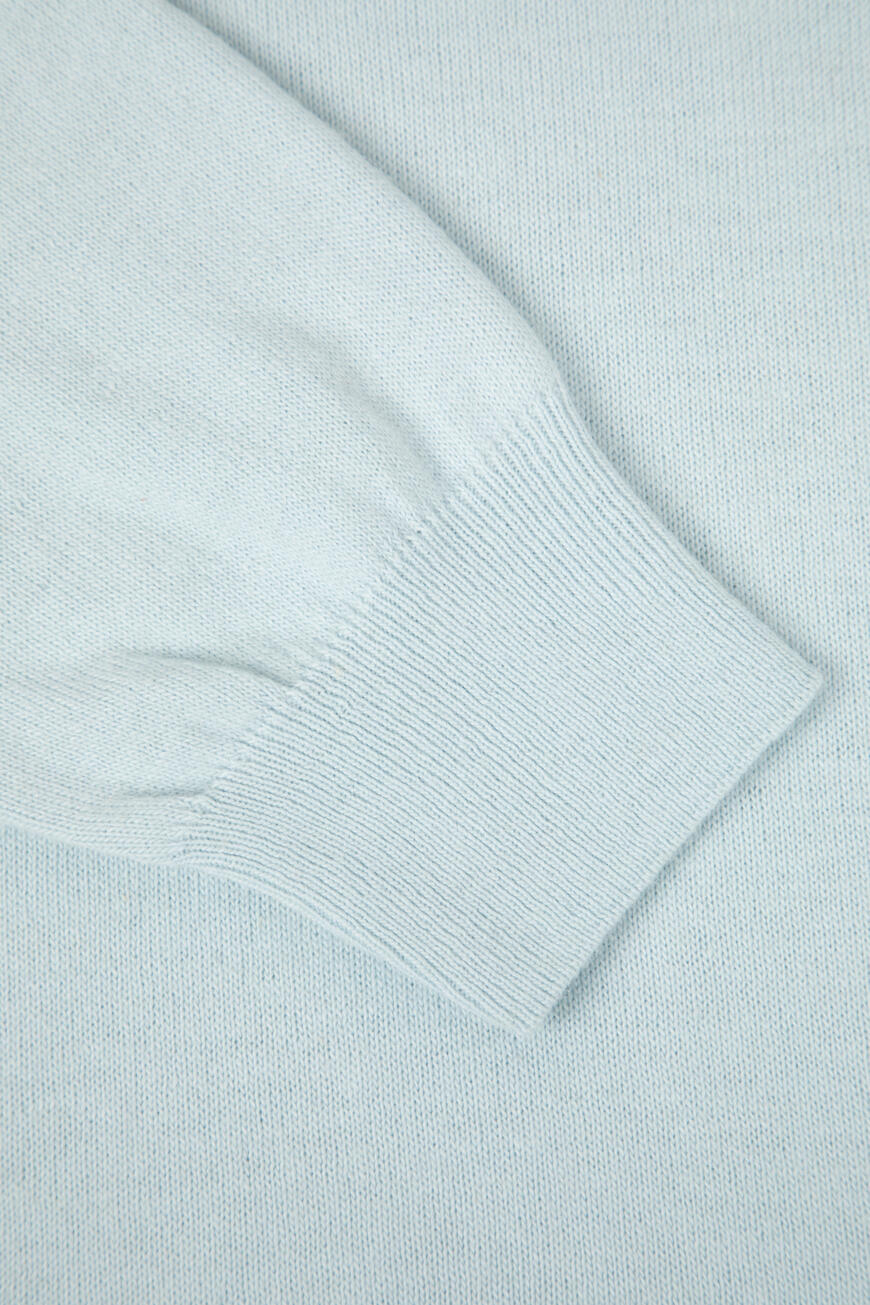 джемпер  B666 по низкой цене