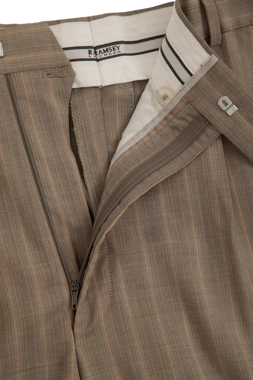 костюм  R61545 G640 001 по распродаже