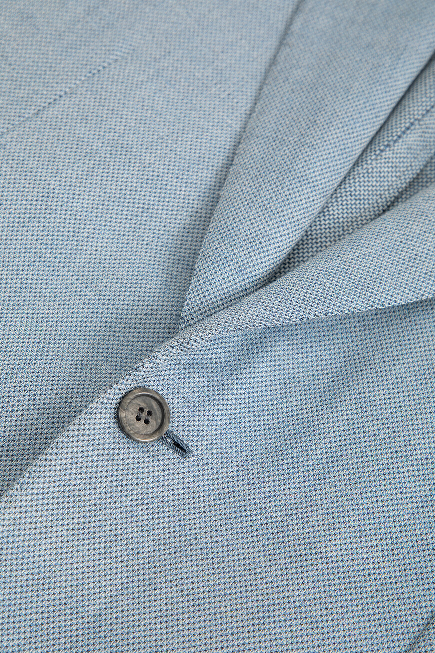 пиджак  RGOCOL P6A3Q 0000 по распродаже