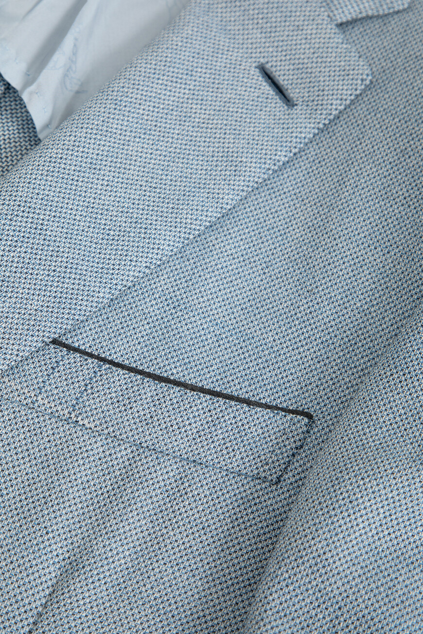 пиджак  RGOCOL P6A3Q 0000 на официальном сайте