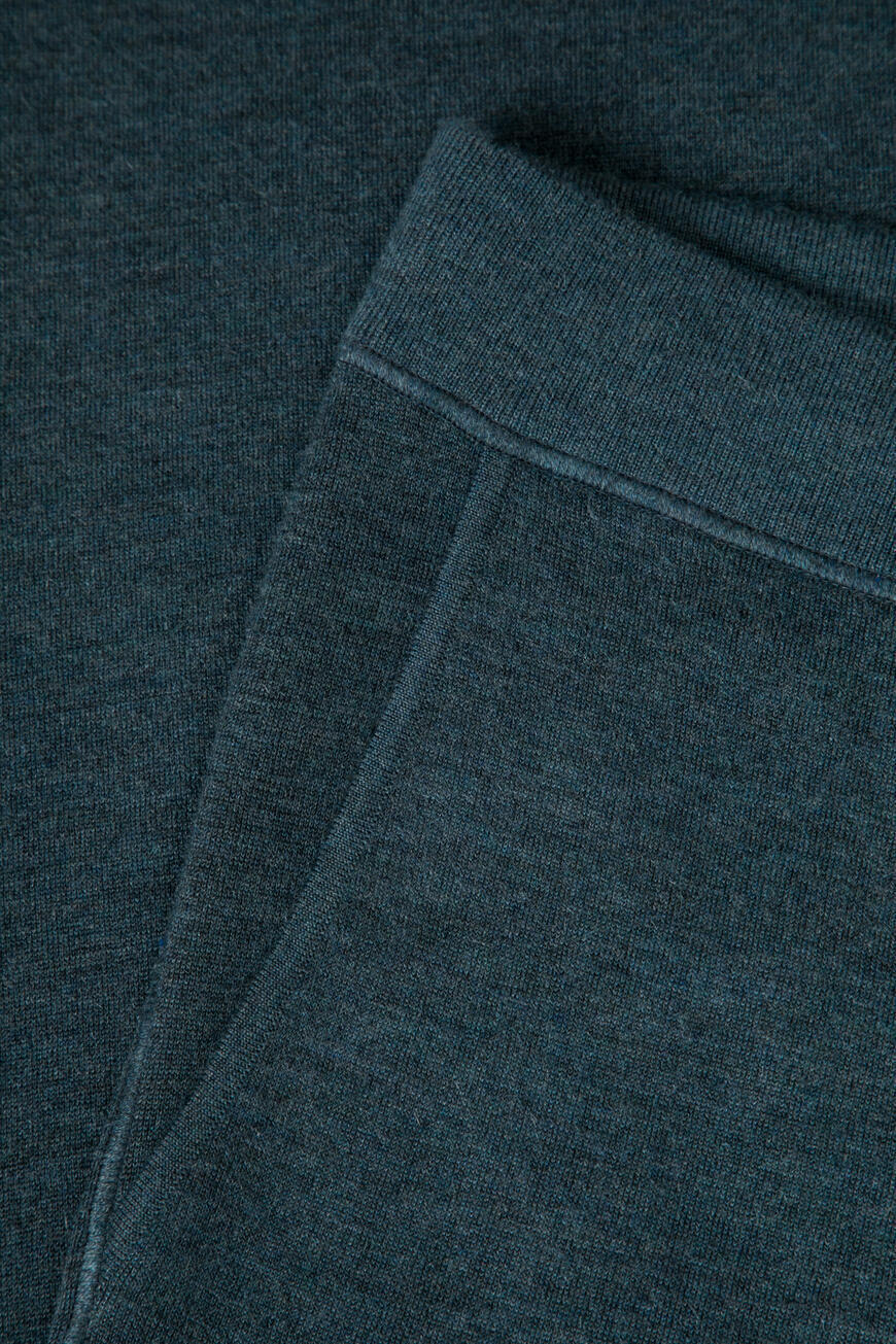 брюки  UMIL0L P0K03 4410 на официальном сайте