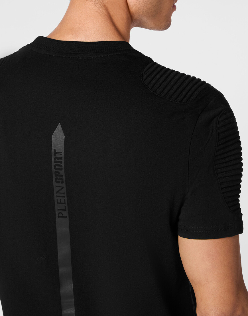 футболка  FADC-MTK7574-STE003N_0202 купить с доставкой