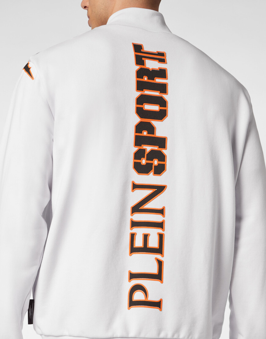 куртка  из италии вид сбоку