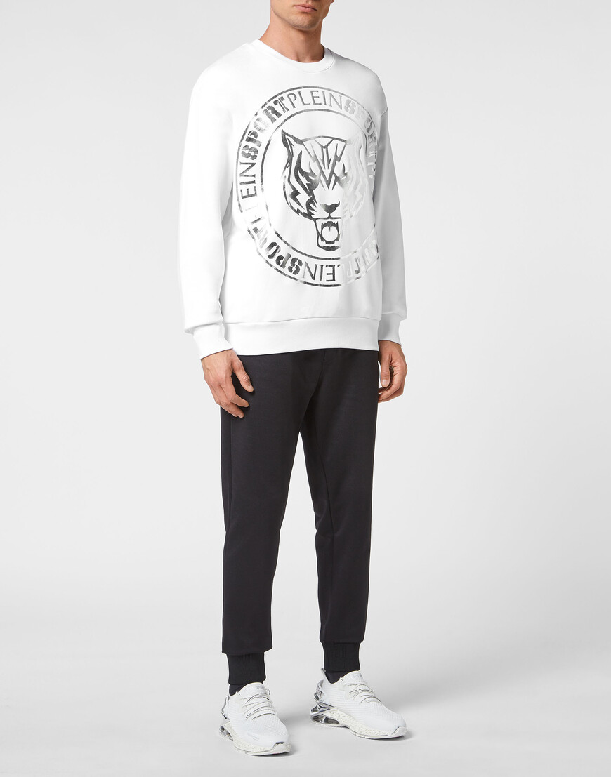 толстовка  по цене 14280 руб вид справа