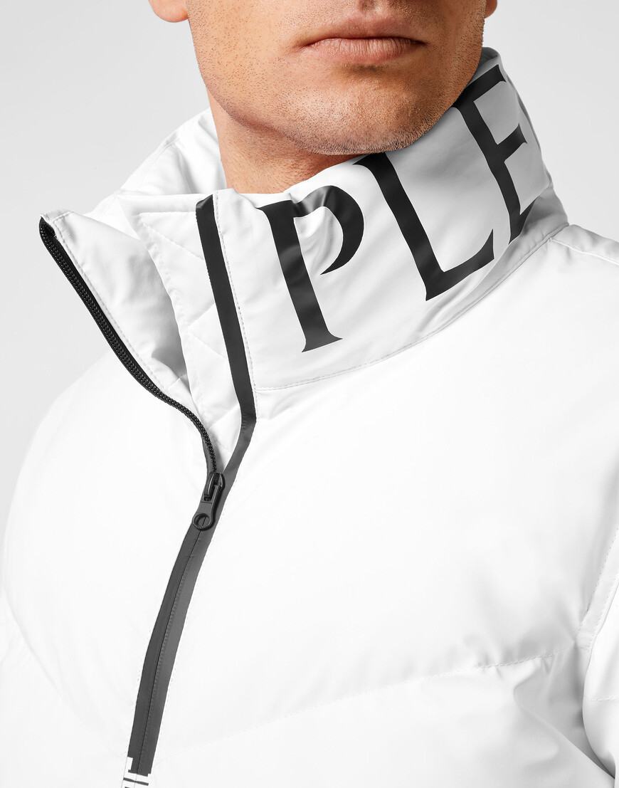 куртка  из италии вид сбоку