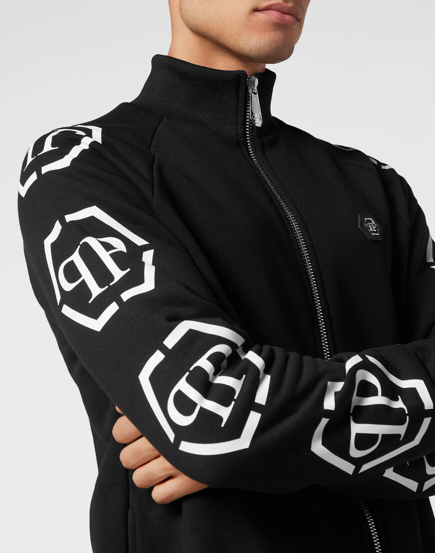 куртка  из америки вид сбоку