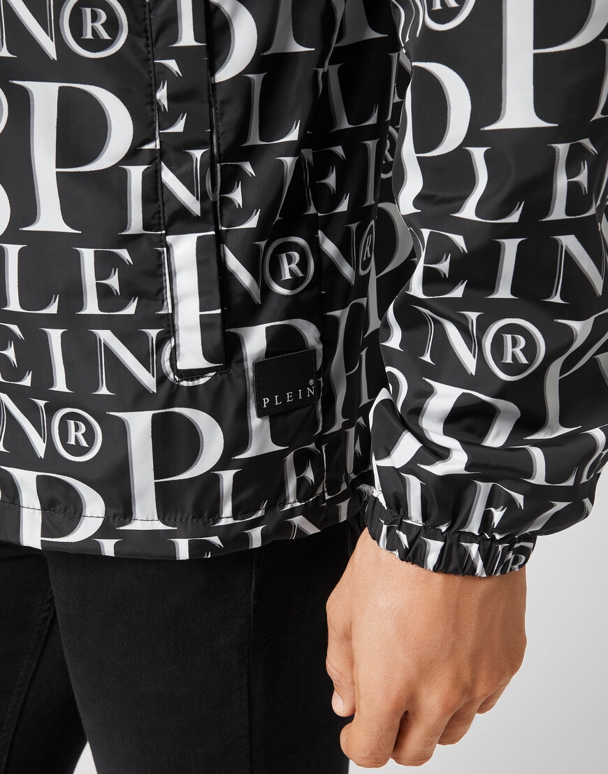 куртка  из америки вид сбоку