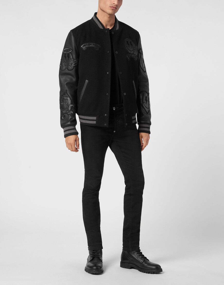 бомбер  по цене 102328 руб вид справа